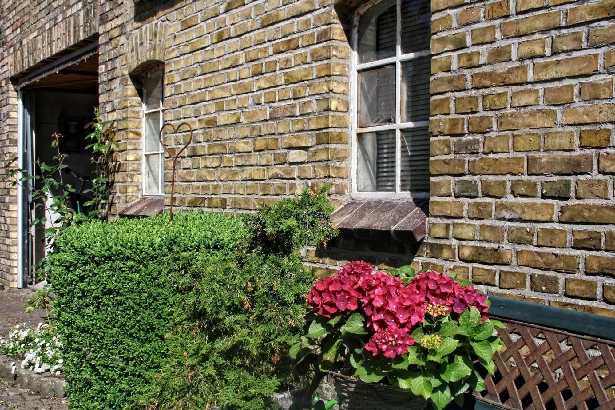Detjens - Fewo In Ruhiger Lage Mit Terrasse Und Garten Ellingstedt Exterior foto